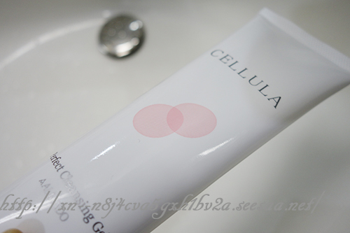 cellula：チュルラー・パーフェクト・クレンジング・ジェル製品アップ